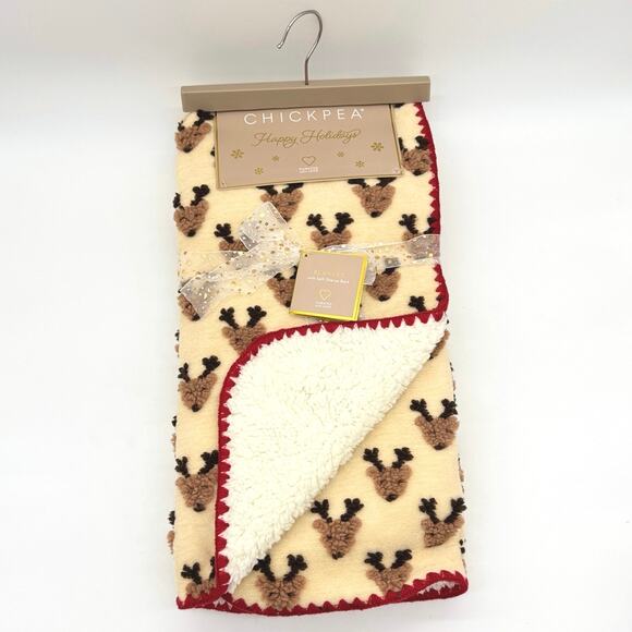 Chickpea Sherpa Christmas Reindeer Baby Blanket NEW - Picture 1 of 4
